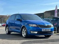 Usado Skoda Rapid SE 110 HP (80 kW) 2016 Azul Citadino