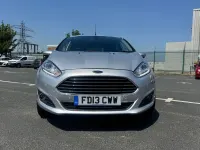 Gebraucht Ford Fiesta Titanium 2013 Silber Kleinwagen