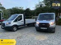 Usado Ford Transit Premium 130 HP (95 kW) 2023 Prateado Cabrios
