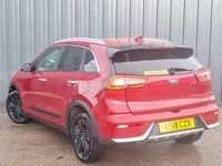 Used Kia Niro 139 HP (102 kW) 2019 Red SUV