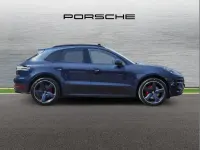 Used Porsche Macan 374 HP (275 kW) 2021 Blue SUV