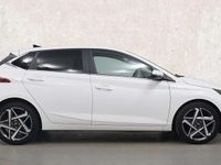 Used Hyundai i20 Premium 101 HP (74 kW) 2025 White Hatchback