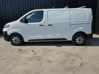 Used Vauxhall Vivaro S 100 HP (73 kW) 2019 White MPV