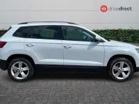 Used Skoda Karoq SE 116 HP (85 kW) 2019 White SUV