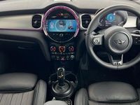 Used Mini Cooper Exclusive 136 HP (100 kW) 2024 Black Hatchback