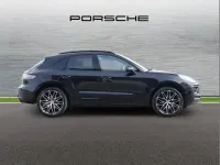 Used Porsche Macan 261 HP (191 kW) 2023 Black SUV