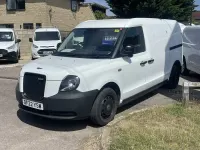 Used LEVC VN5 City 150 HP (110 kW) 2022 White MPV