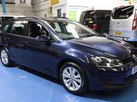 Used VW Golf VII SE 125 HP (91 kW) 2016 Blue Estate