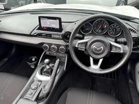 Used Mazda MX5 129 HP (94 kW) 2022 White Cabriolet