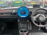 Usado Mini Cooper 147 kW (201 CV) 2025 Negro Utilitario