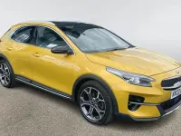 Used Kia XCeed First Edition 140 HP (102 kW) 2020 Yellow SUV