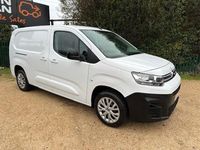 Used Citroën Berlingo 100 HP (73 kW) 2024 White MPV