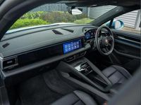 Usado Porsche Macan 261 kW (355 HP) 2025 Azul SUV