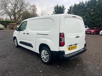 Used Peugeot Partner 100 HP (73 kW) 2019 White MPV