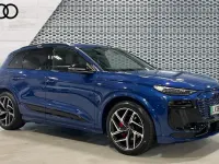 New Audi Q6 e-tron Performance 225 kW (306 HP) 2026 Blue SUV