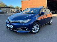 Used Toyota Auris 116 HP (85 kW) 2016 Blue