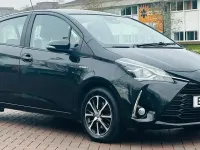 Used Toyota Yaris 100 HP (73 kW) 2018 Black Hatchback