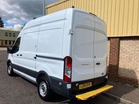 Usado Ford Transit 130 HP (95 kW) 2018 Branco Van
