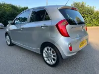 Used Kia Picanto 84 HP (61 kW) 2014 Silver Hatchback