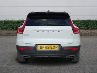 Used Volvo XC40 R-Design 2019 White SUV