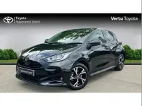Used Toyota Yaris Design 113 HP (83 kW) 2024 Black Hatchback