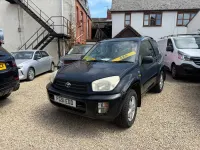 Used Toyota RAV4 147 HP (108 kW) 2001 Black SUV