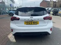 Used Ford Focus ST-Line 2023 Frozen white Hatchback