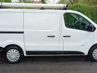 Second-hand Vauxhall Vivaro 2017 Alb