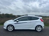 Used Ford Fiesta S 118 HP (86 kW) 2010 White Hatchback