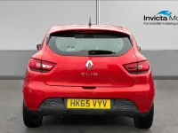 Used Renault Clio Play 75 HP (55 kW) 2015 Red Hatchback