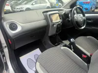 Used Toyota Aygo X-play 72 HP (52 kW) 2019 Silver Hatchback