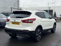 Used Nissan Qashqai Tekna 2019 White SUV