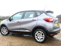 Used Renault Captur Dynamique 90 HP (66 kW) 2016 Grey/black SUV