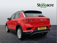 Used VW T-Roc SE 150 HP (110 kW) 2019 Red SUV