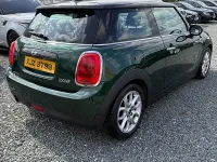 Used Mini Cooper Hatch 134 HP (98 kW) 2016 Green Hatchback