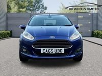 Used Ford Fiesta Titanium 100 HP (73 kW) 2015 Blue Hatchback