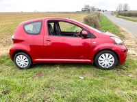 Used Toyota Aygo 68 HP (50 kW) 2011 Red Hatchback
