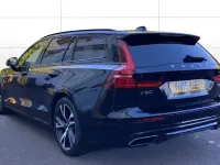 Used Volvo V60 R-Design 250 HP (183 kW) 2019 Black Estate