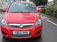 Used Vauxhall Zafira 115 HP (84 kW) 2012 Red MPV