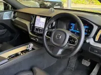 Usado Volvo XC60 Ultra 247 HP (181 kW) 2025 SUV