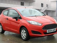 Used Ford Fiesta Studio 82 HP (60 kW) 2014 Red Hatchback
