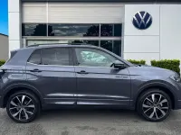 Ny VW T-Cross R-line 115 HK (84 kW) 2026 Grå SUV