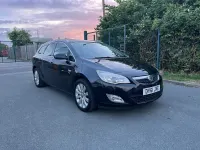 Used Vauxhall Astra 2011 Black Estate