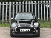 Używany Mini Cooper Hatch 2017 Czarny Hatchback