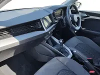 Usado Audi A1 Sport 116 CV (85 kW) 2024 Azul SUV