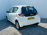 Used Toyota Aygo 68 HP (50 kW) 2012 White Hatchback