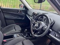 Usado Mini Cooper S Classic 192 HP (141 kW) 2020 Prateado Citadino