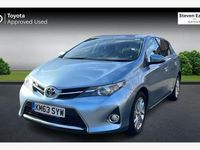 Used Toyota Auris Multidrive S 132 HP (97 kW) 2014 Hatchback