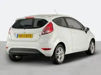 Used Ford Fiesta Zetec 82 HP (60 kW) 2017 White Hatchback