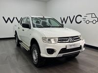 Used Mitsubishi L200 134 HP (98 kW) 2015 White Pickup